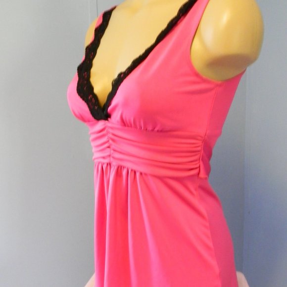 Top - Picture 2 of 8